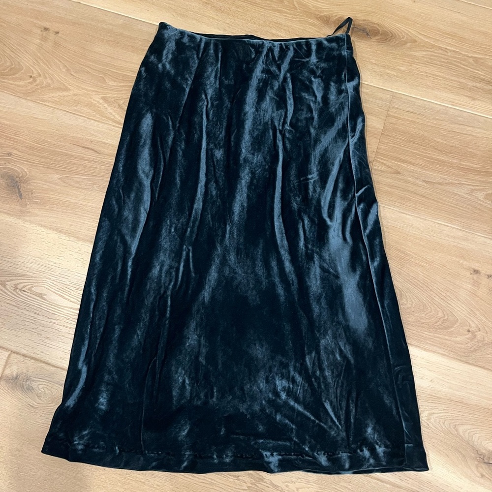 Anthropologie Maeve dark green Velvet Midi Skirt